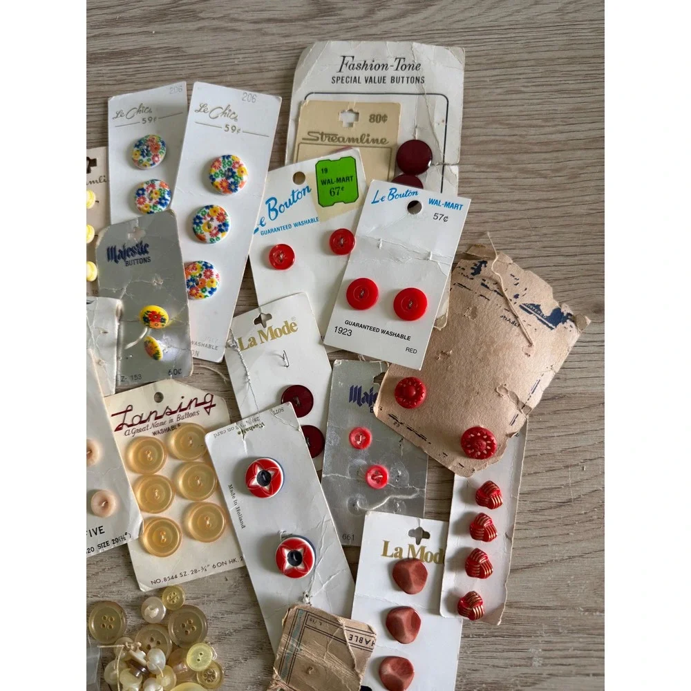 Vintage Button Lot - Le Chic, La Mode, Lansing - Mixed Red, Yellow, and Floral